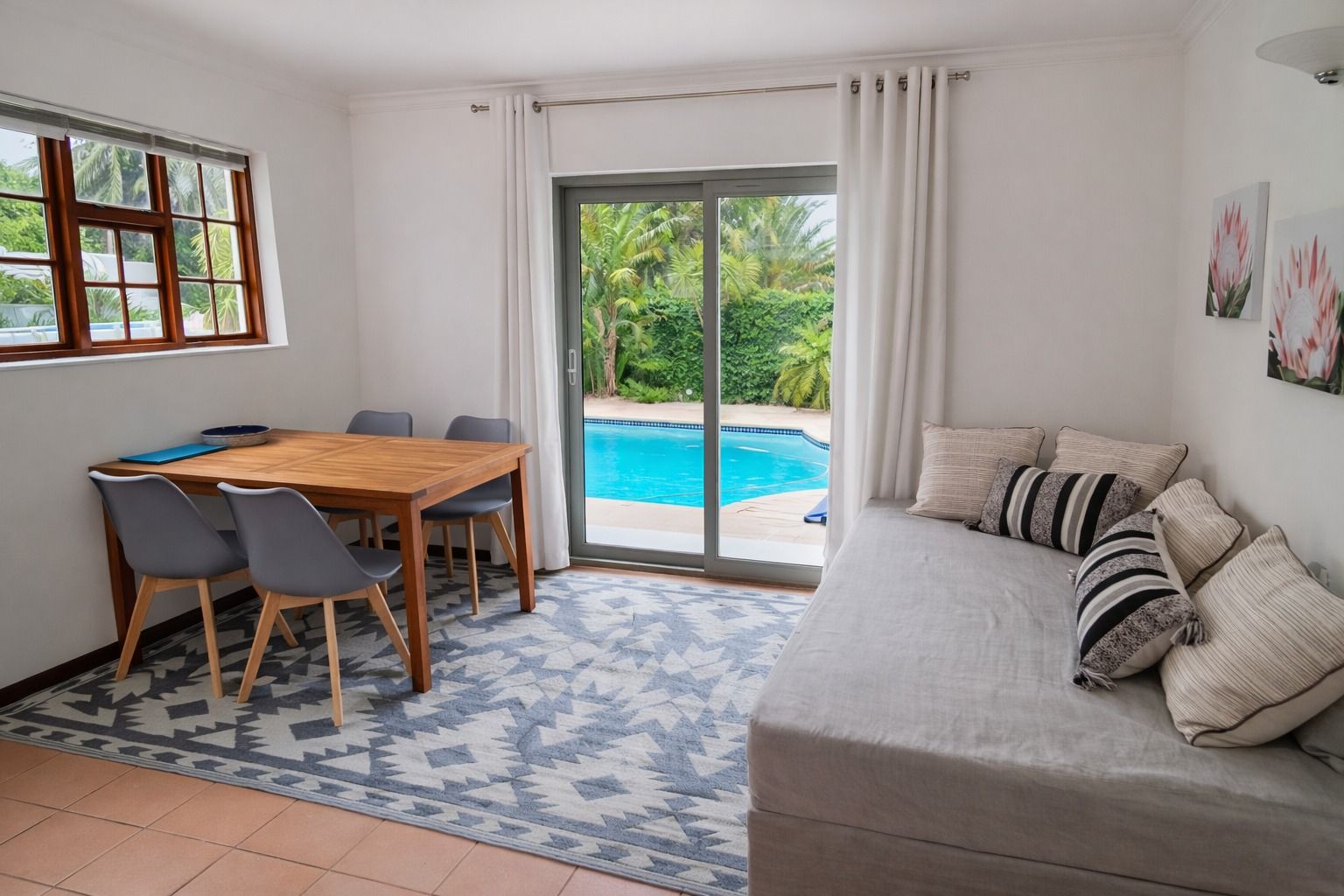 Thula Cottage at Uvuyo Suites